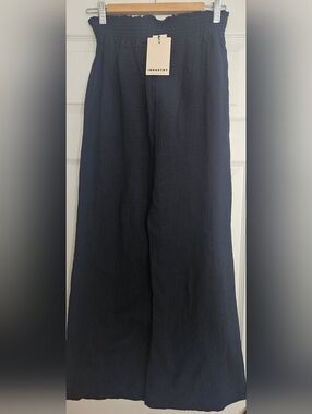 NWT. Industry Muslim Wide-Leg Women's Pants in Navy. 100% Cotton. Size S.